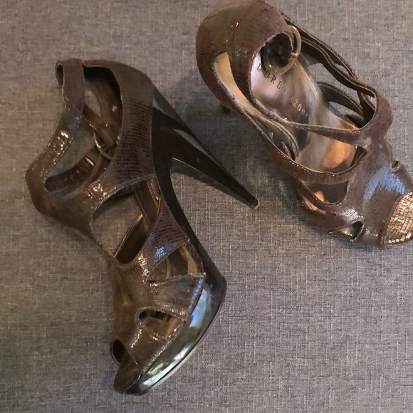 Brown high heels - Picture 5 of 5